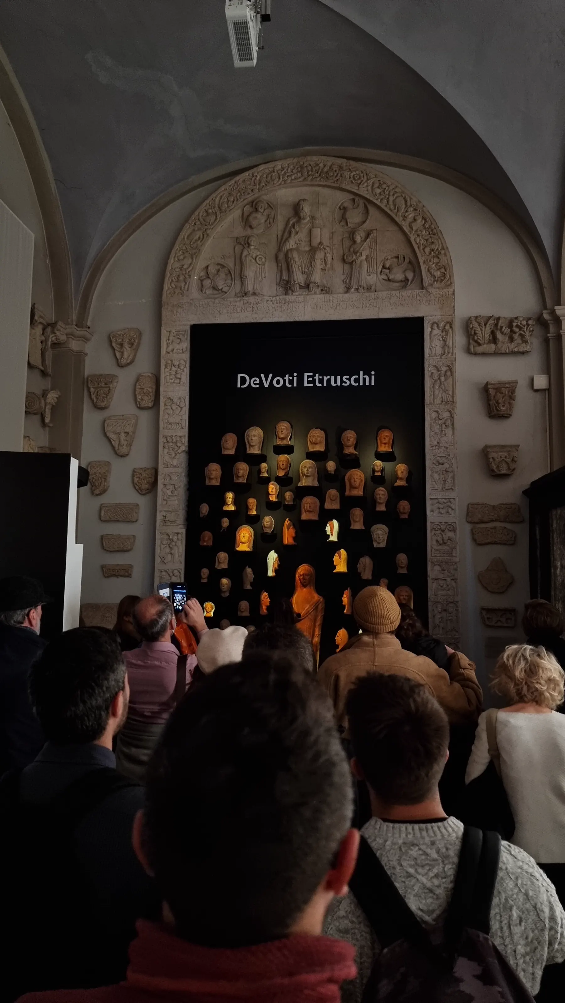Devoti Etruschi, documentazione fotografica 03